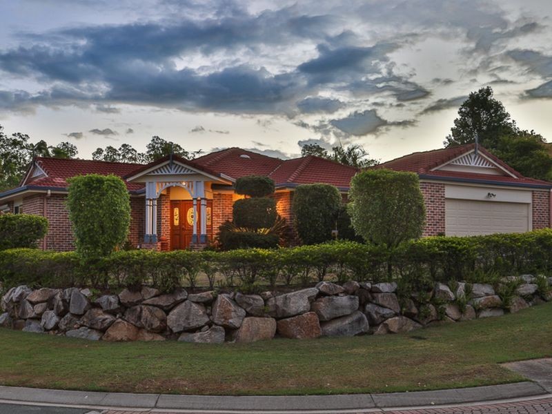 4 Sandlewood Close, Moggill QLD 4070