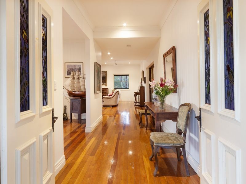 693 Haven Road, Upper Brookfield QLD 4069