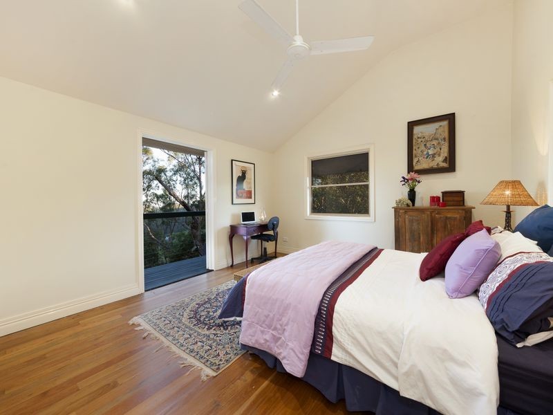693 Haven Road, Upper Brookfield QLD 4069