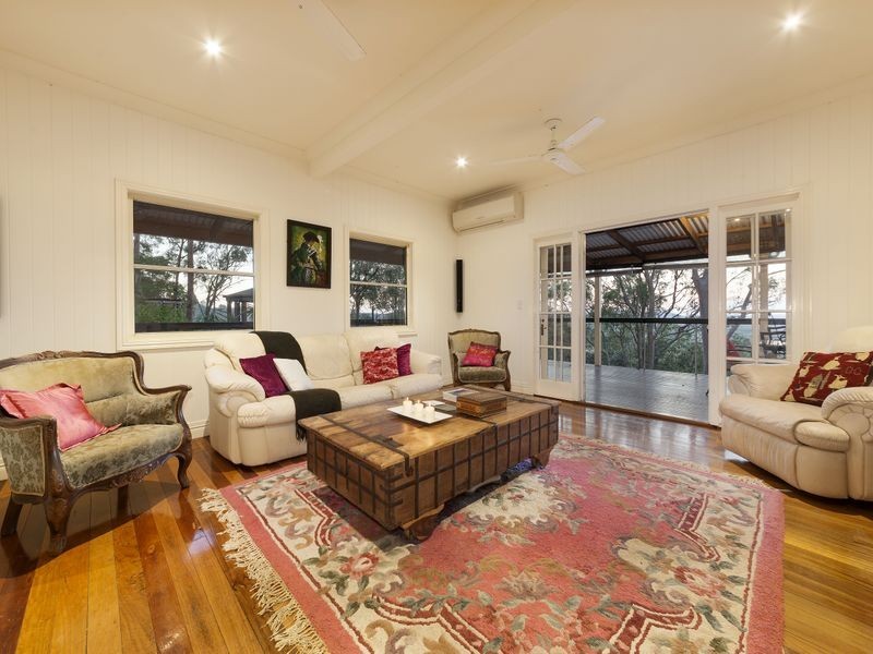 693 Haven Road, Upper Brookfield QLD 4069