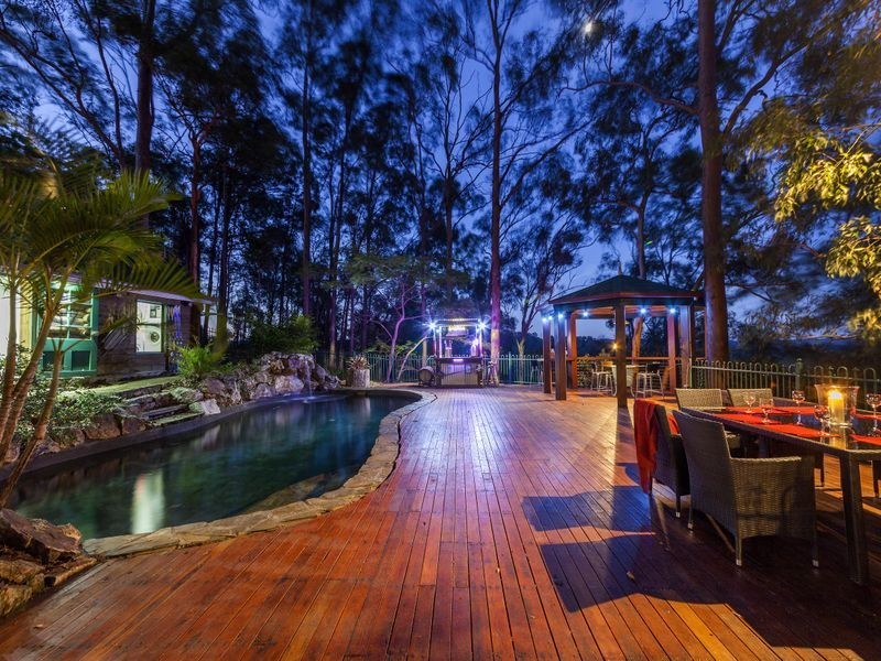 693 Haven Road, Upper Brookfield QLD 4069