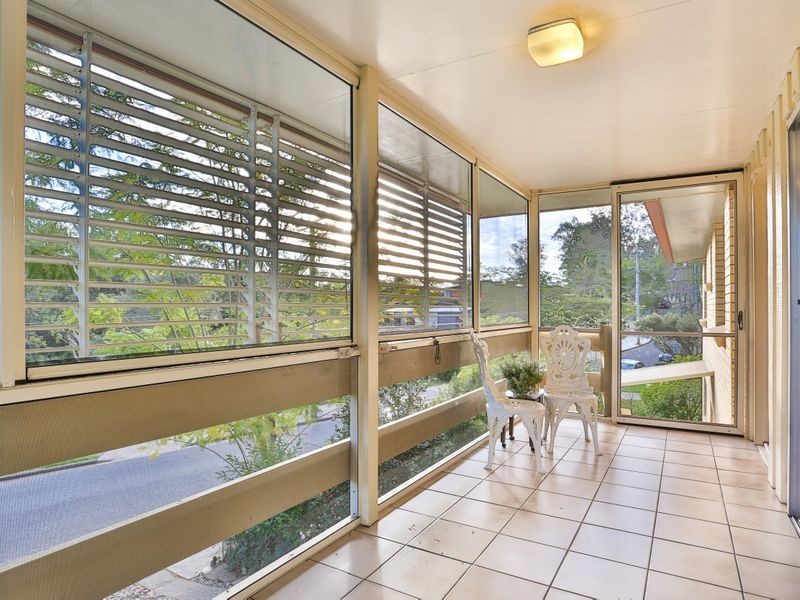 55 Dumbarton Drive, Kenmore QLD 4069