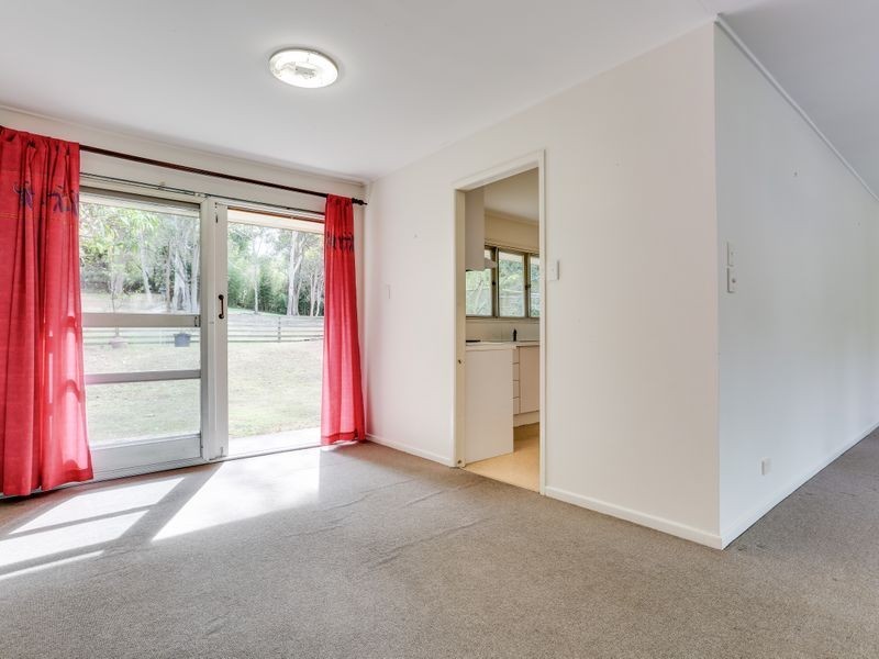 27 Twilight Street, Kenmore QLD 4069