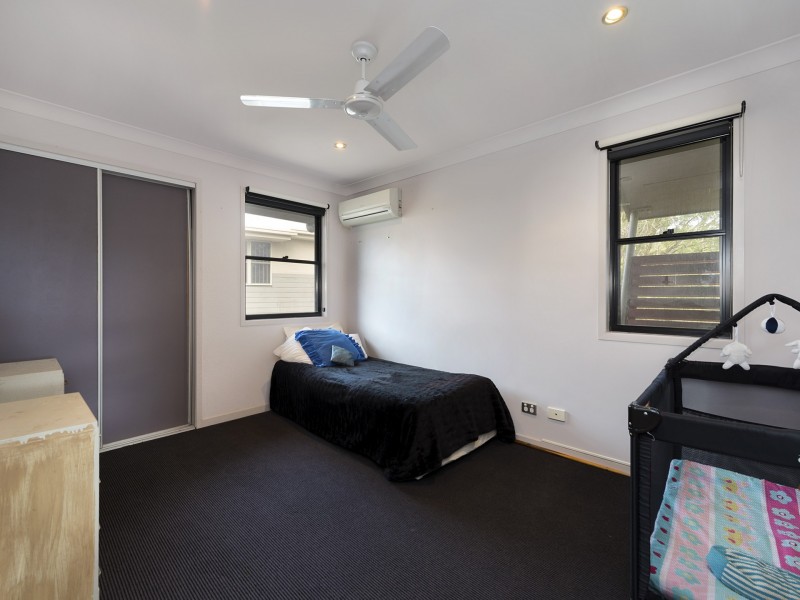 77 Palm Street, Kenmore QLD 4069