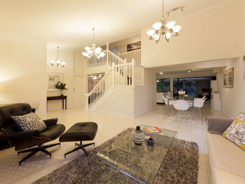 9 Jacana Court, Bellbowrie QLD 4070