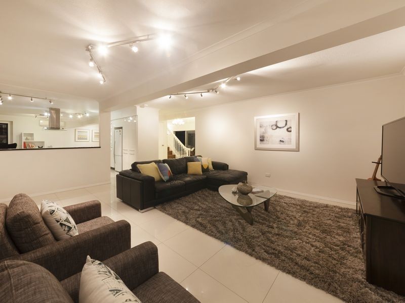 9 Jacana Court, Bellbowrie QLD 4070