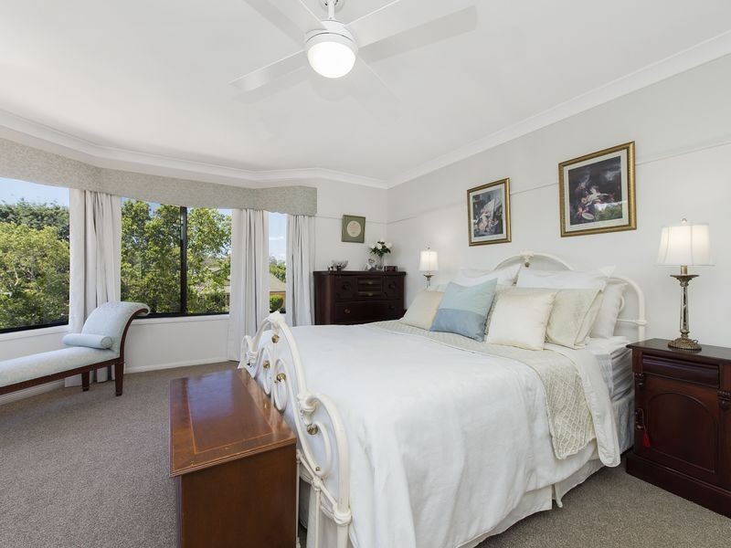 7 Bolton Close, Brookfield QLD 4069