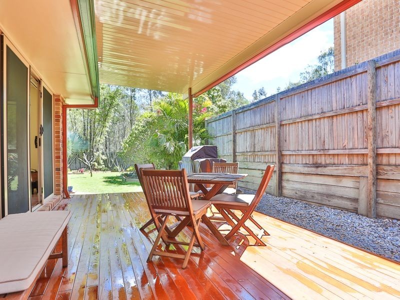 42 Yaggera Place, Bellbowrie QLD 4070