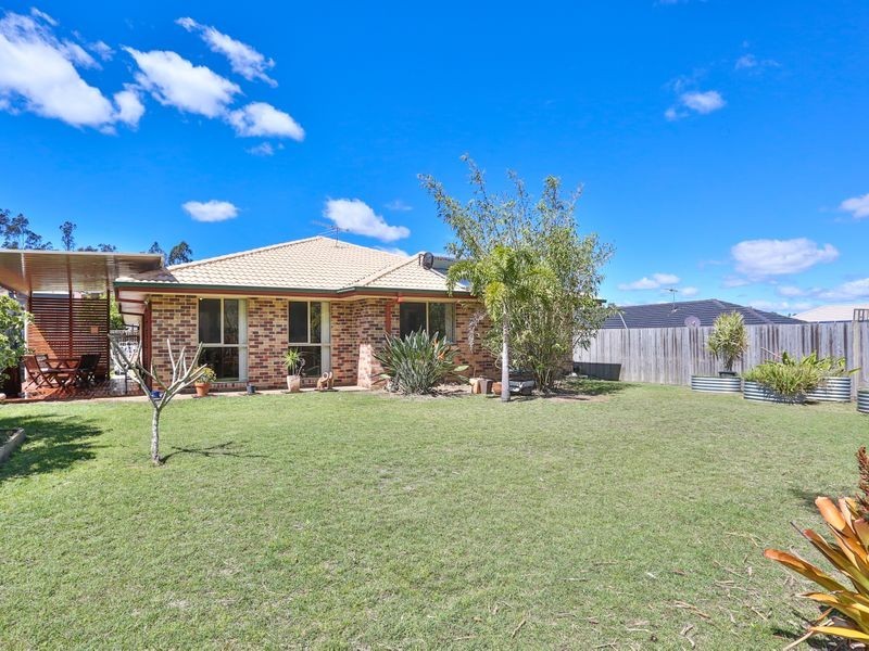 42 Yaggera Place, Bellbowrie QLD 4070