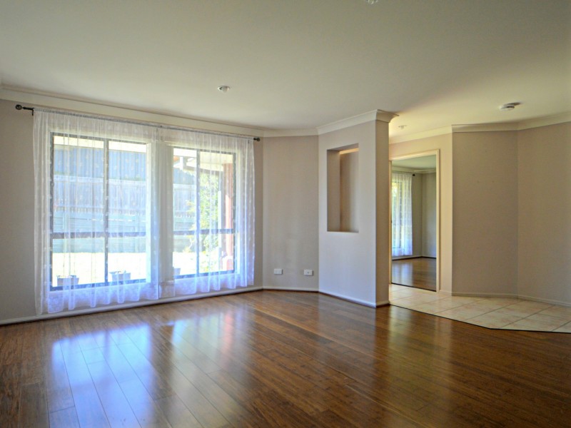 50 Lagoon Crescent, Bellbowrie QLD 4070