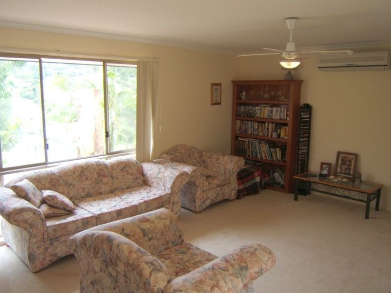 95 Ironbark Road, Chapel Hill QLD 4069