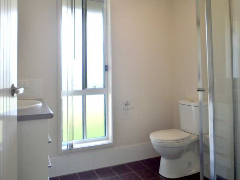 12 Honeyeater Crescent, Moggill QLD 4070