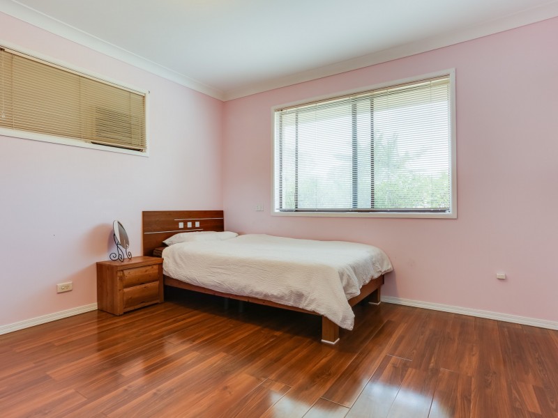 18 Pandian Crescent, Bellbowrie QLD 4070