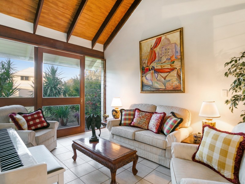 42 Botticelli Street, Fig Tree Pocket QLD 4069