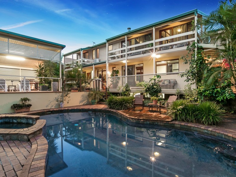 42 Botticelli Street, Fig Tree Pocket QLD 4069