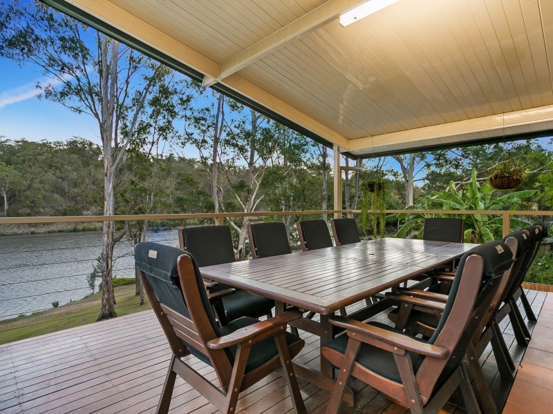 42 Botticelli Street, Fig Tree Pocket QLD 4069