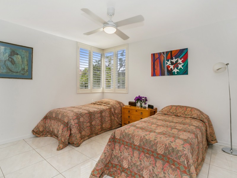 1/82 Macquarie Street, St Lucia QLD 4067