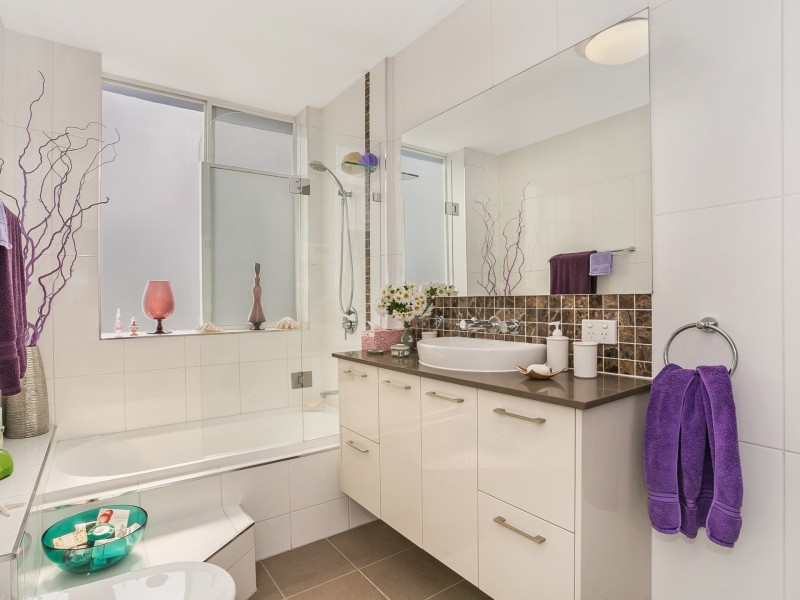 1/82 Macquarie Street, St Lucia QLD 4067