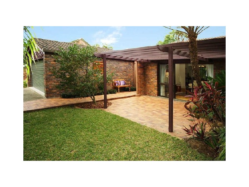 54 Marmindie Street, Chapel Hill QLD 4069