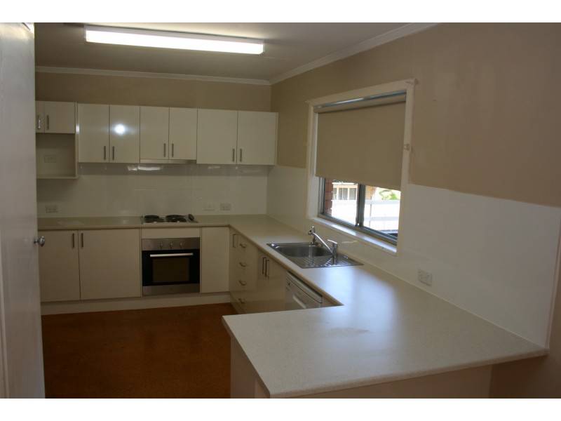 7 Kingussie Street, Kenmore QLD 4069