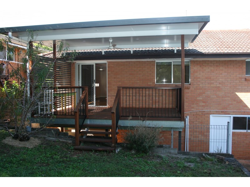 7 Kingussie Street, Kenmore QLD 4069