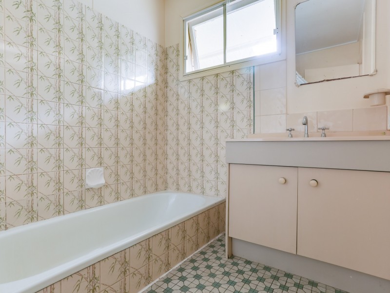 23 Wiseman Street, Kenmore QLD 4069