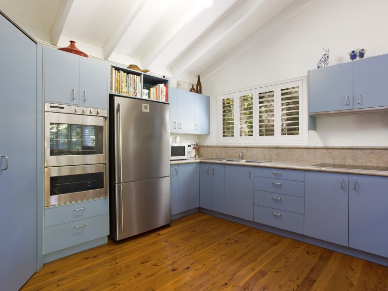 13 Shannan Place, Kenmore Hills QLD 4069