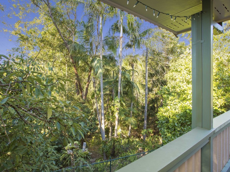 13 Shannan Place, Kenmore Hills QLD 4069