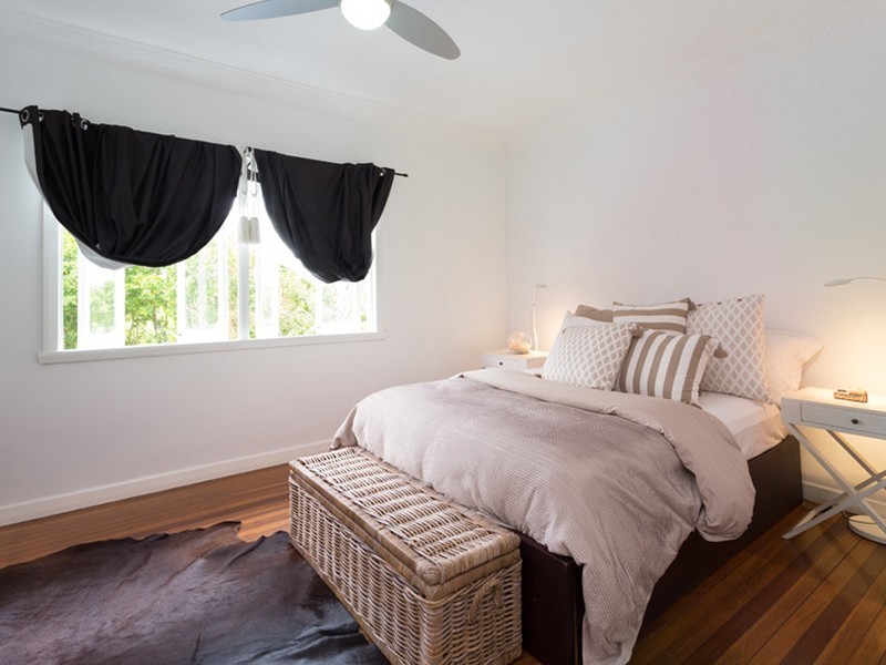 48 Burbong Street, Chapel Hill QLD 4069