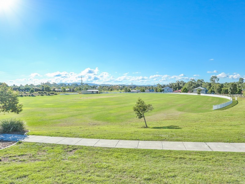 70 Honeyeater Crescent, Moggill QLD 4070