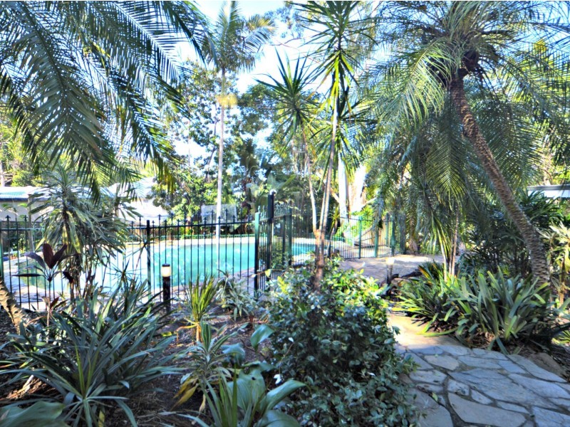 16 Kay Close, Kenmore Hills QLD 4069