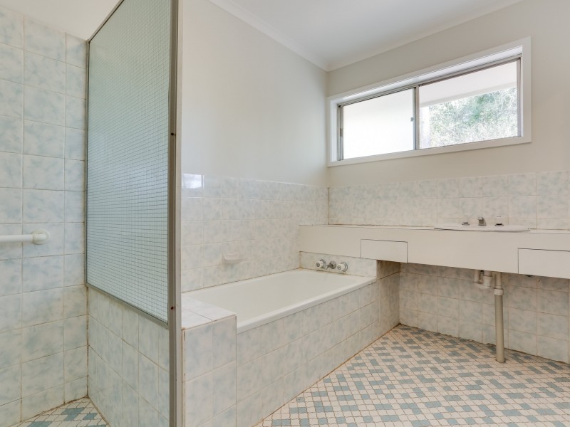 3293 Moggill Road, Bellbowrie QLD 4070