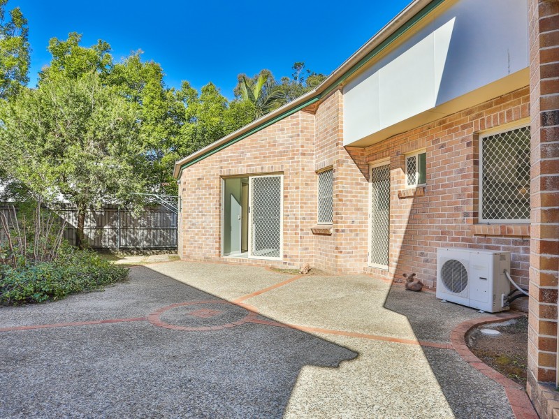 10 Jessamine Court, Kenmore Hills QLD 4069