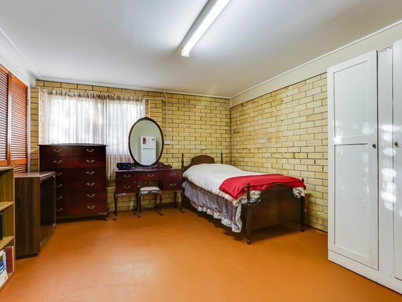 55 Dumbarton Drive, Kenmore QLD 4069