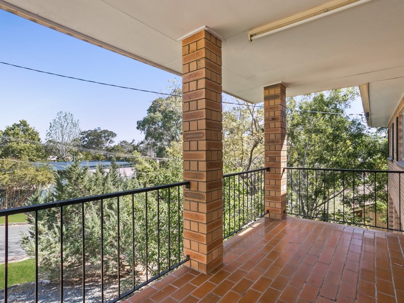 41 Struan Street, Chapel Hill QLD 4069