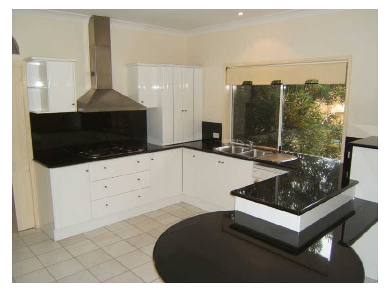 44 Mirbelia Street, Kenmore Hills QLD 4069