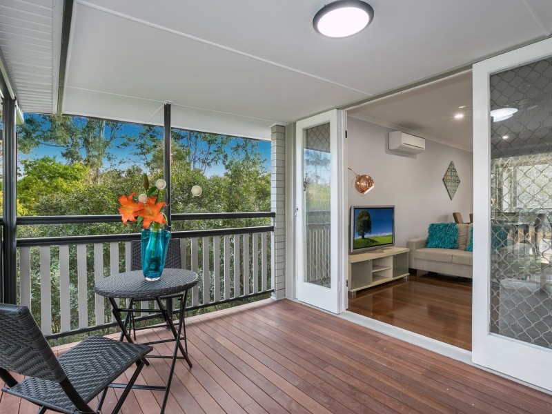 23 Wiseman Street, Kenmore QLD 4069