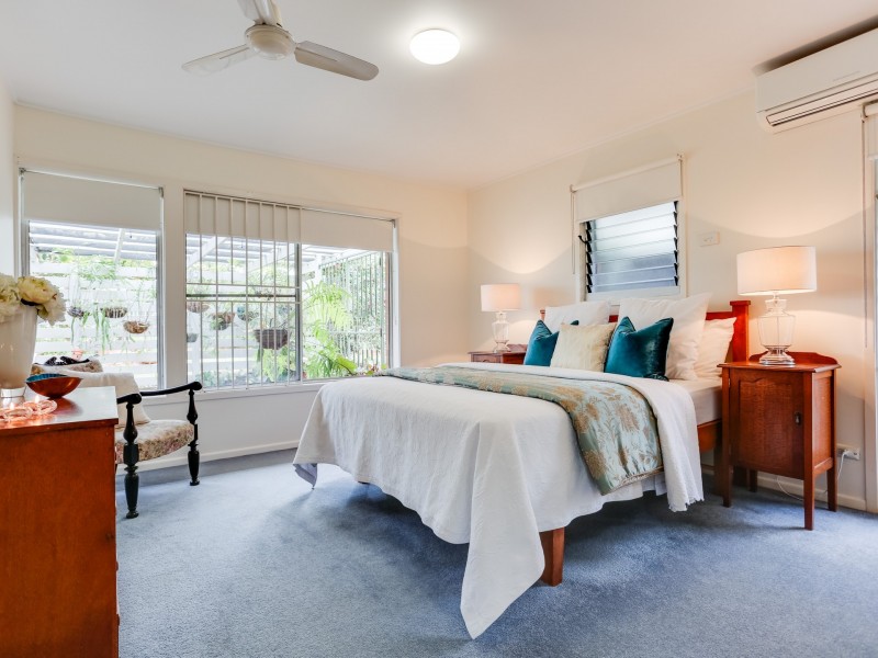 97 Kenmore Road, Kenmore QLD 4069