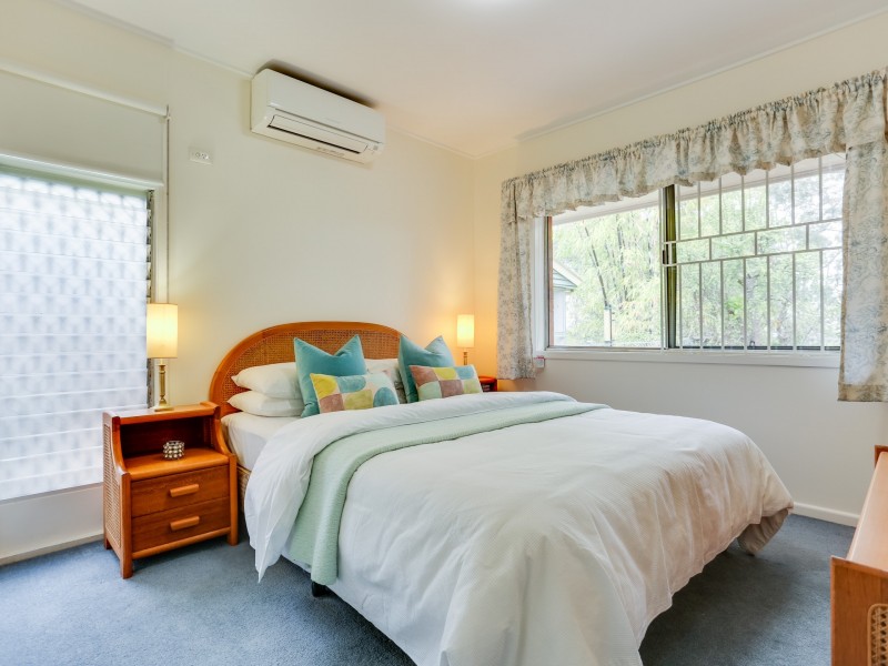 97 Kenmore Road, Kenmore QLD 4069