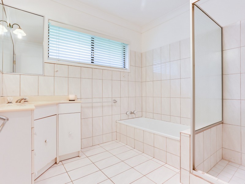 7 Diosma Street, Bellbowrie QLD 4070