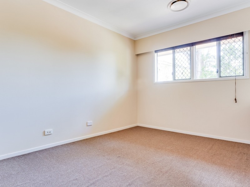 21 Ranger Street, Kenmore QLD 4069