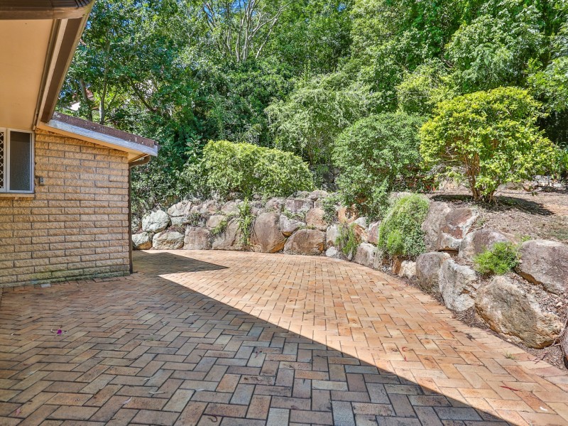 21 Ranger Street, Kenmore QLD 4069