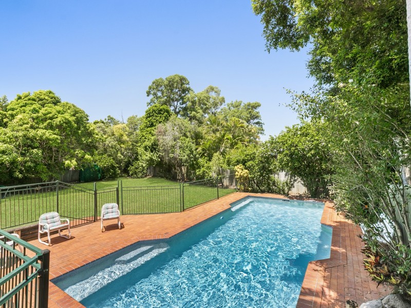 7 Ngeringa Crescent, Chapel Hill QLD 4069