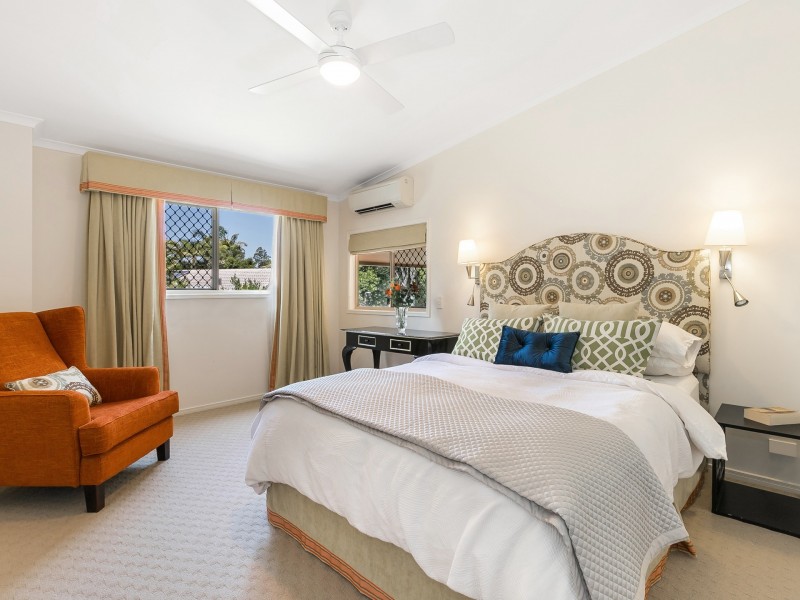 7 Ngeringa Crescent, Chapel Hill QLD 4069