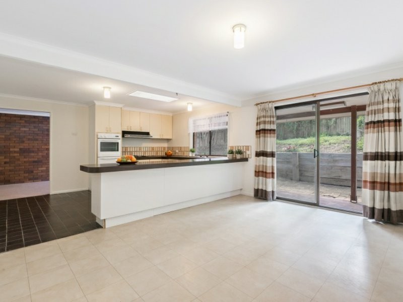 138 Fig Tree Pocket Road, Chapel Hill QLD 4069