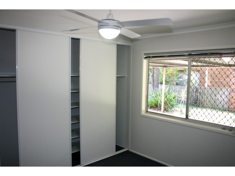 8 Lant Street, Chapel Hill QLD 4069