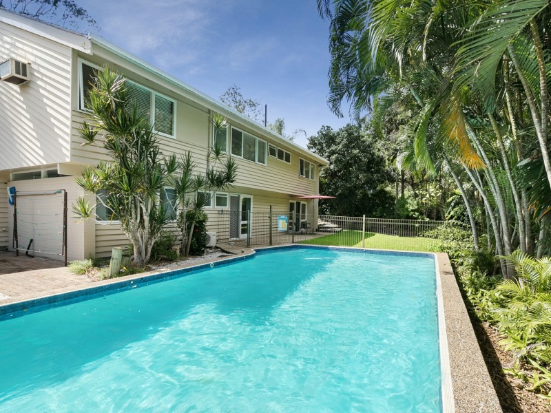 6 Jeymer Street, Kenmore QLD 4069