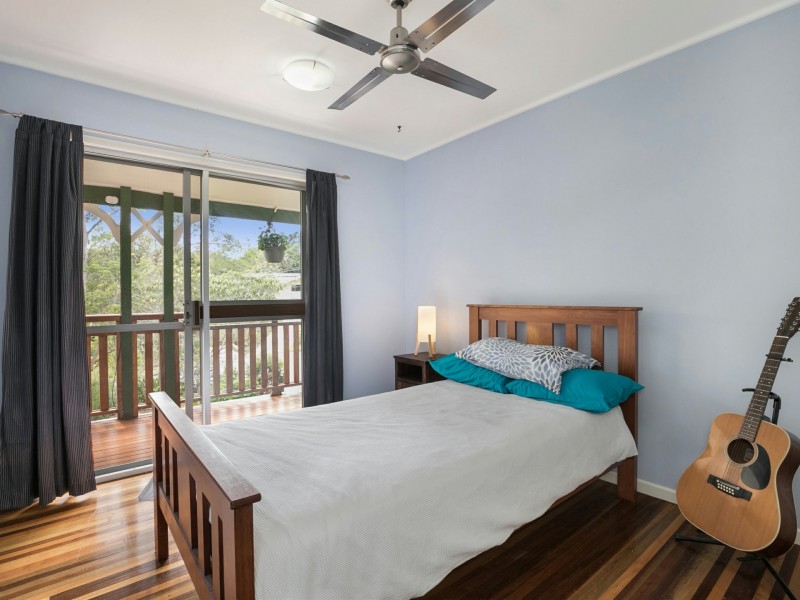 9 Stardust Street, Kenmore QLD 4069