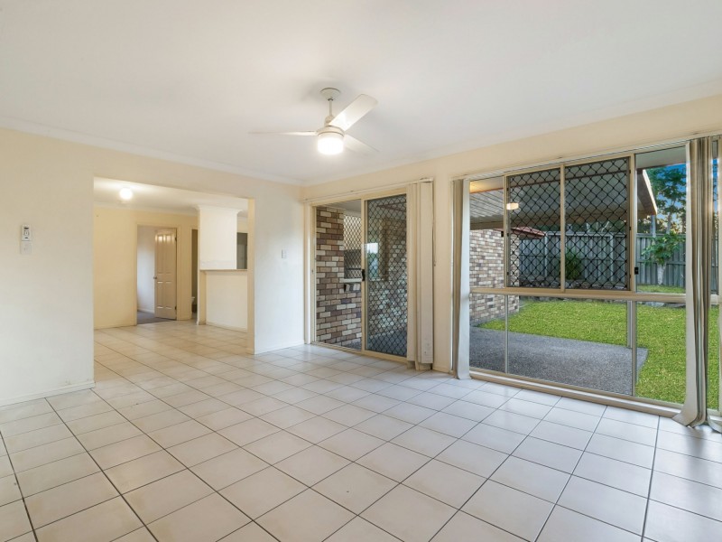46 Golden Crest Place, Bellbowrie QLD 4070