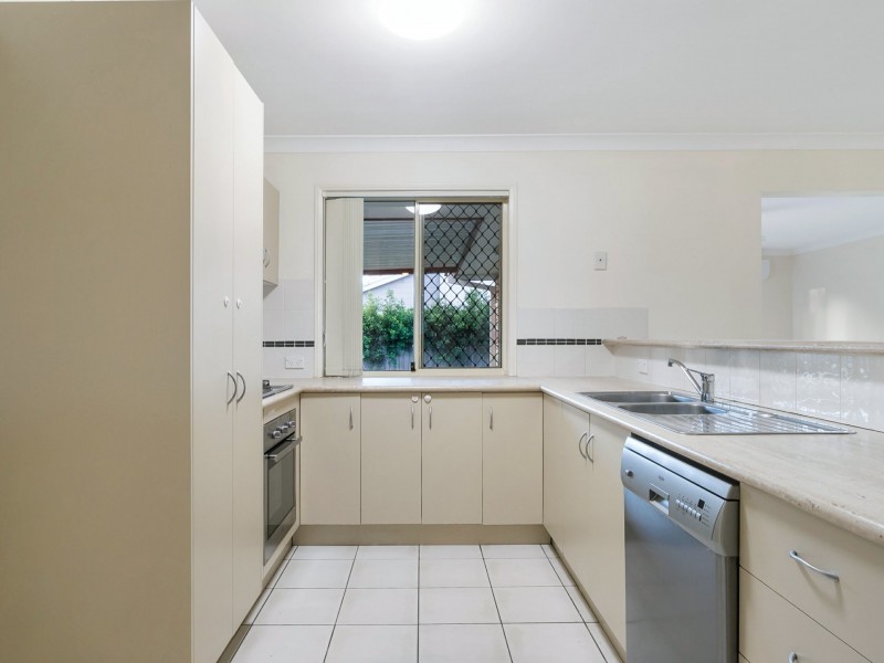 46 Golden Crest Place, Bellbowrie QLD 4070